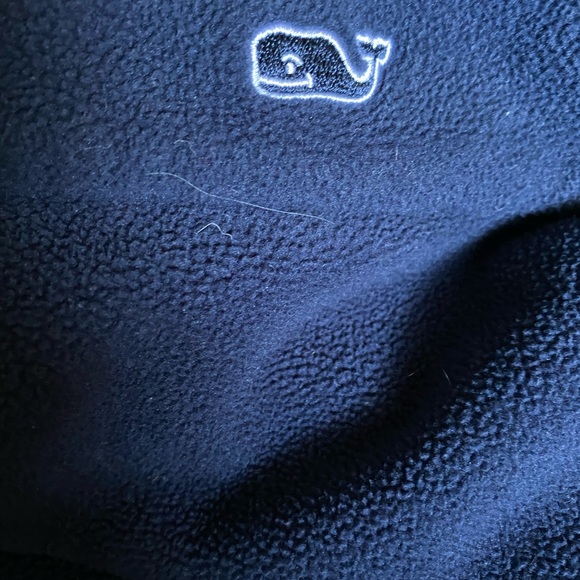 Preowned Zip up fleece by Vineyard Vines (pre-owned) Medium 12-14 - Picture 4 of 5